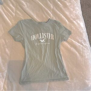 Hollister Light Green Logo t-shirt (women’s)